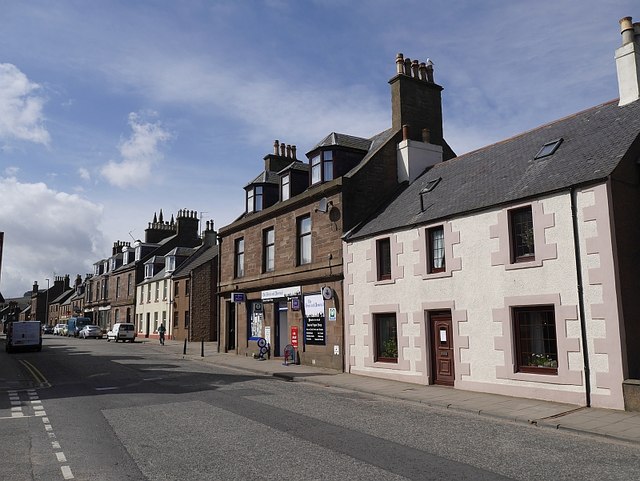 King Street, Inverbervie © Richard Webb cc-by-sa/2.0 :: Geograph ...