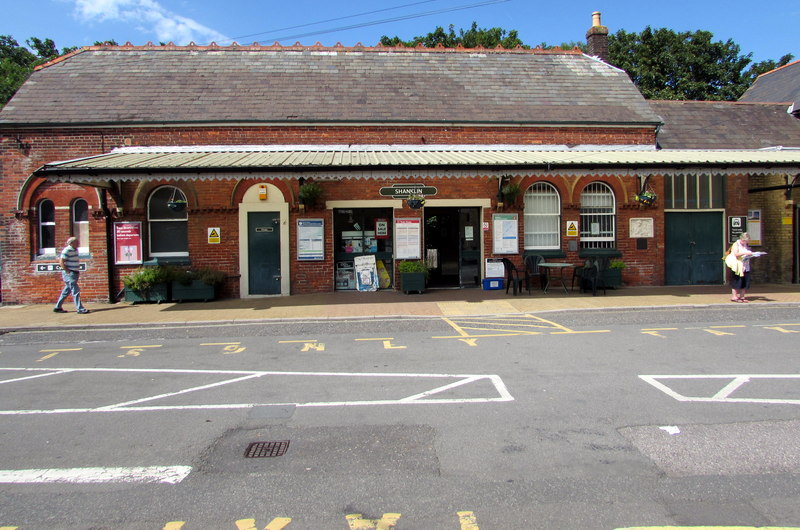 Entrance to Shanklin railway station © Jaggery :: Geograph Britain and ...