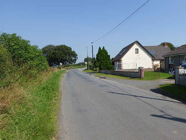 Shieldhill Village © Oliver Dixon Geograph Britain And Ireland