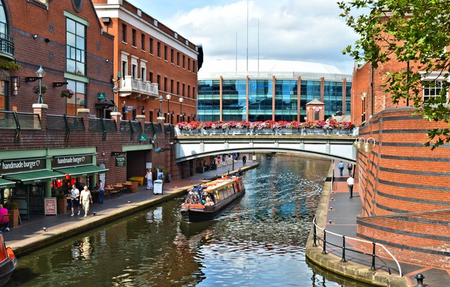 Brindley Place, the heart of the canal... © Philip Pankhurst