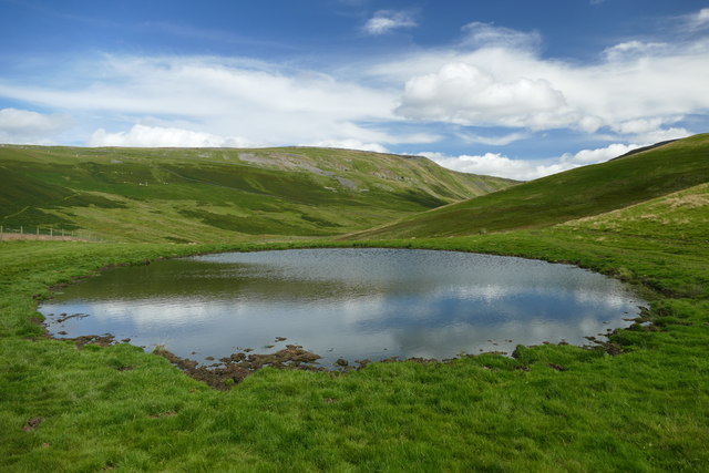 Dew pond in High Cup Gill