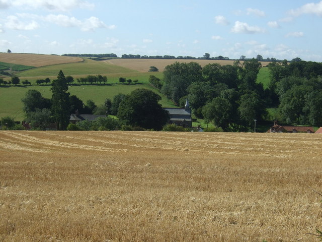 Stubble field towards Thoresway Church