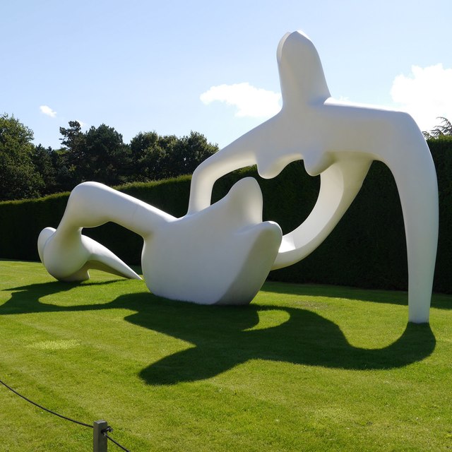 Henry Moore - Large Reclining Figure (1984) at the Yorkshire Sculpture Park