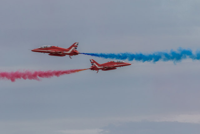 The Red Arrows Crossover, Clacton Air Show 2015, Essex