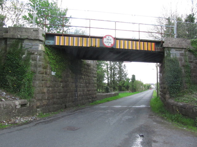 Low bridge at Cartron Grange, Moate