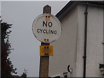TQ4676 : Old no cycling sign on Central Avenue, Welling by David Howard