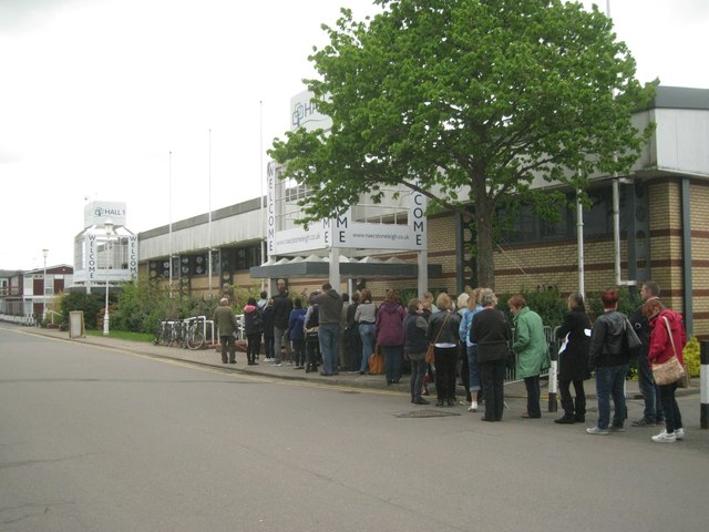 Hall 1, Stoneleigh Park, and the queue for the election count