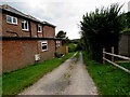 Private lane and public footpath, Havenstreet