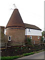 Gudgeon Oast, West Street, Hunton, Kent