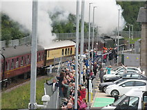 NT3461 : The Royal Train passes through Gorebridge Station by M J Richardson