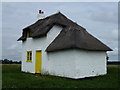 TF3304 : Thatched cottage at Knarr Farm, Thorney Toll - Photo 5 by Richard Humphrey