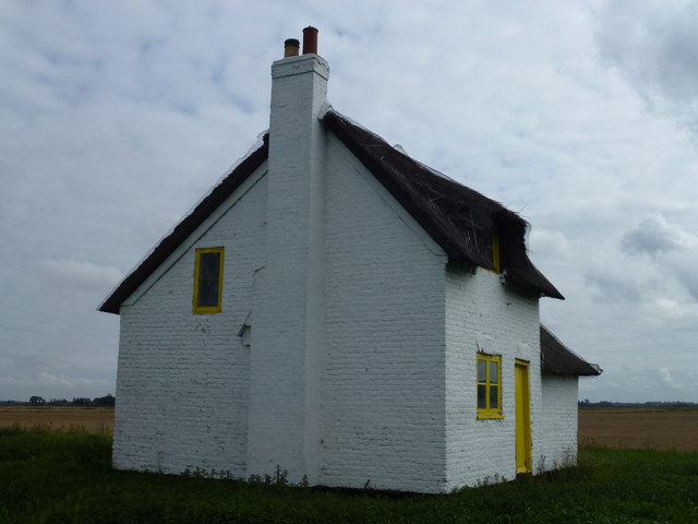 Thatched cottage at Knarr Farm, Thorney Toll - Photo 8