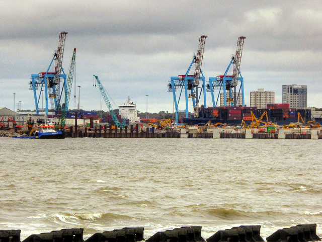 Seaforth Docks © David Dixon cc-by-sa/2.0 :: Geograph Britain and Ireland