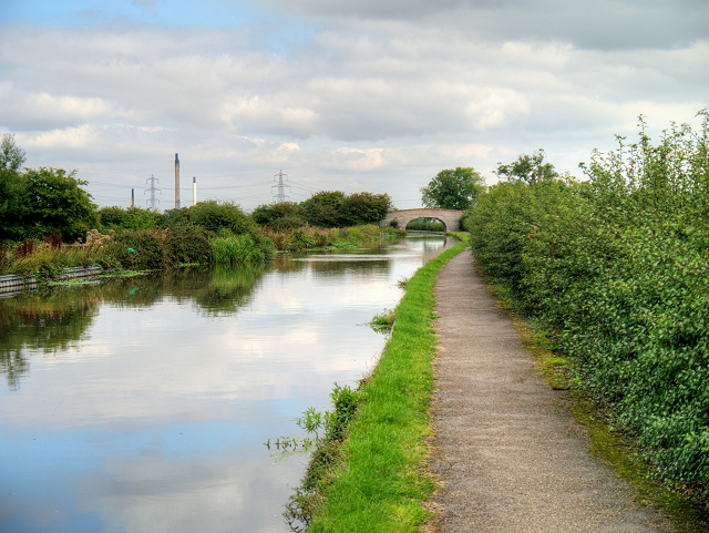 Shropshire Union Canal Towpath near Stoak