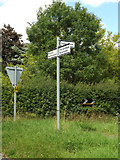 TM1360 : Roadsign on Scott's Hill by Geographer