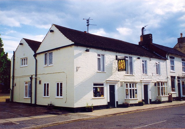 The Golden Lion in West Street, Bourne,... © Rex Needle cc-by-sa/2.0 ...