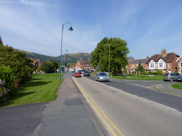 Barnard's Green Road with Malvern Hills behind