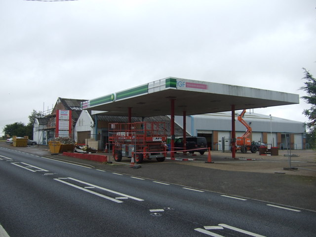 Service station on The Street (A140) © JThomas cc-by-sa/2.0 :: Geograph ...