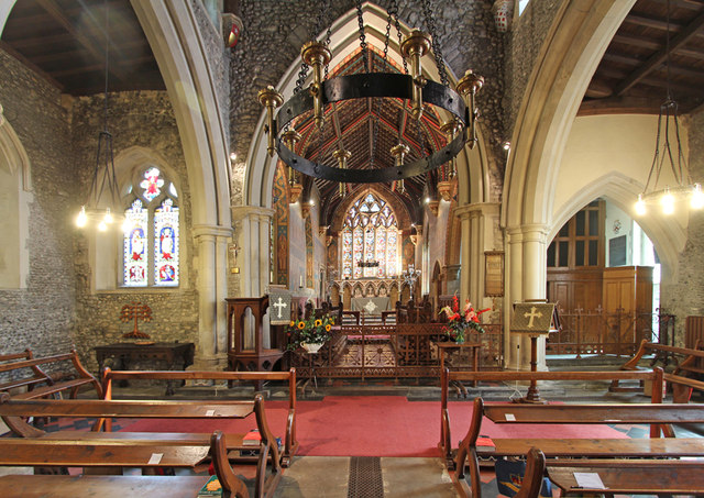 Holy Trinity, Hildersham - East end © John Salmon cc-by-sa/2.0 ...