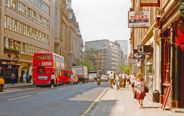 Holborn, 1989: westward on High Holborn at Red Lion Street