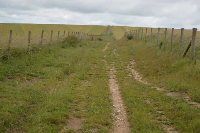 Bridleway across the top of Hog Trough Bottom