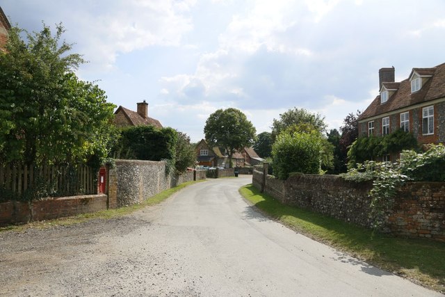 Mapledurham Village Â© Bill Nicholls :: Geograph Britain and Ireland