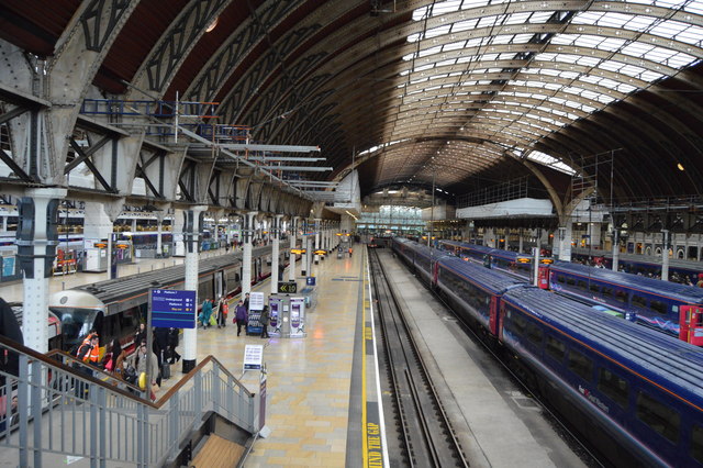 Paddington Station © N Chadwick cc-by-sa/2.0 :: Geograph Britain and ...