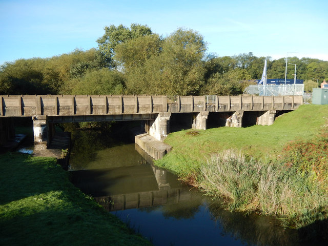 River Avon, Rugby © Stephen McKay :: Geograph Britain and Ireland