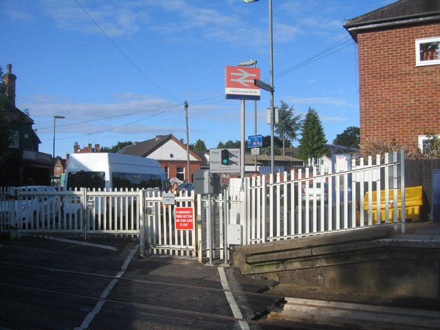 Crossing at Farnborough North