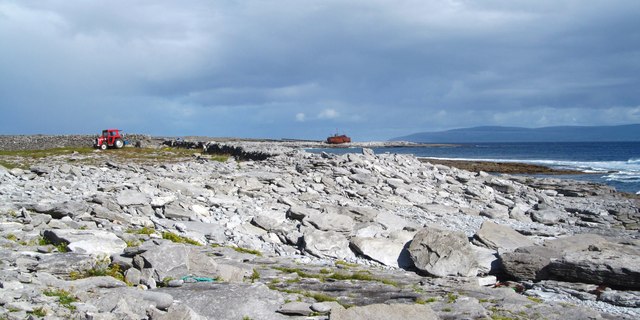 Shoreline of Inis Oirr