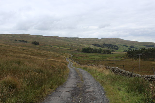 Dales Way between Swarthghyll and Nethergill