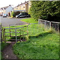 Kissing gate near Commercial Close, Talywain