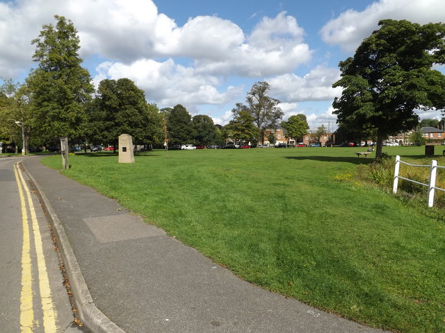 Shenfield Common, Brentwood © Adrian Cable :: Geograph Britain and Ireland