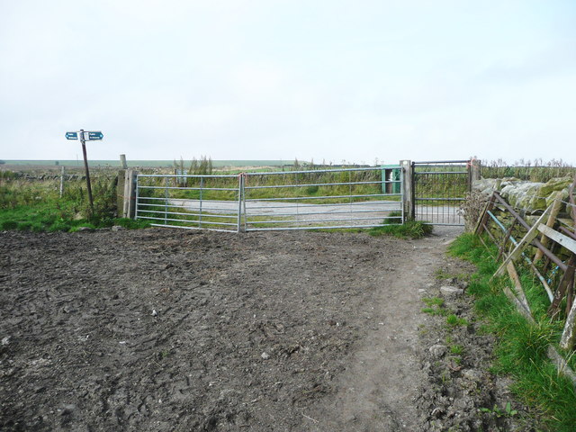 Gate on Meltham Bridleway 13/1 at Deer Hill End Road, Meltham