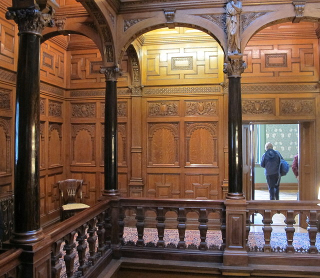 Ebony pillars in stair well, Two Temple... © David Hawgood cc-by-sa/2.0 ...