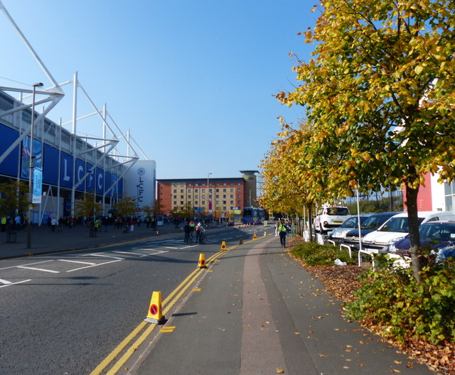 Raw Dykes Road in Leicester © Mat Fascione ccbysa/2.0 Geograph