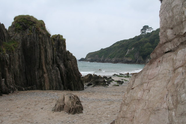 Mothecombe: by Meadowsfoot beach