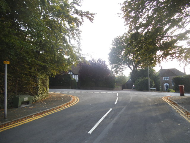 Beech Avenue at the junction of Purley Downs Road