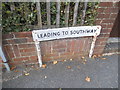 Little sign to Southway, Spring Park