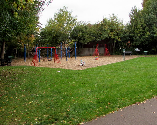 Mander Grove playground, Warwick