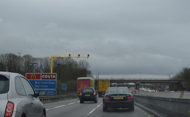 M1, southbound approaching Watford Gap... © N Chadwick :: Geograph ...