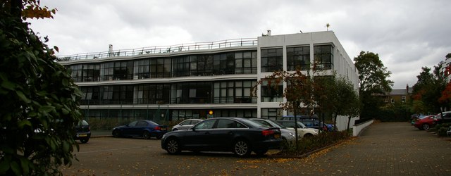 Pioneer Centre, St Mary's Road, Peckham © Christopher Hilton ...