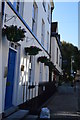 Houses on Thames St