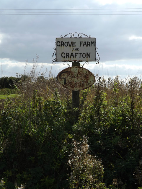Grove Farm sign