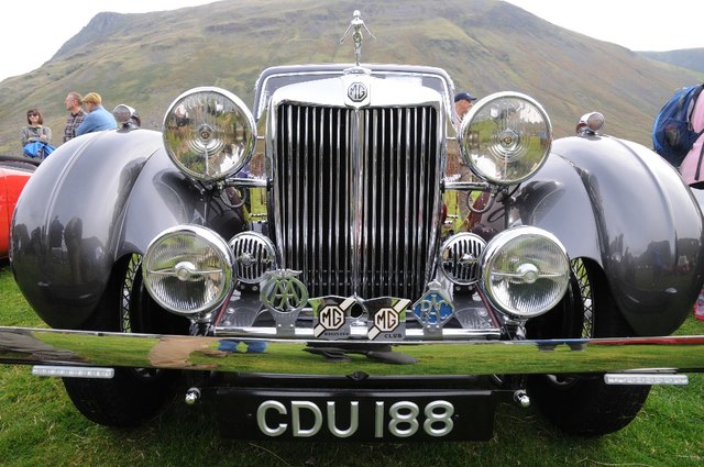 Grille and front of a MG car
