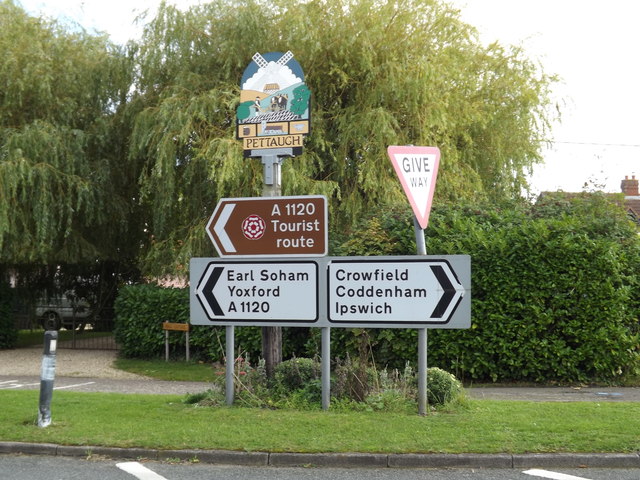 Roadsigns & Pettaugh Village sign off Ipswich Way