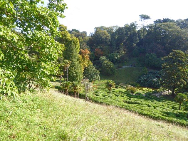 The maze at Glendurgan from the west