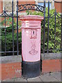 Edward VII postbox (out of use), Station Road / King