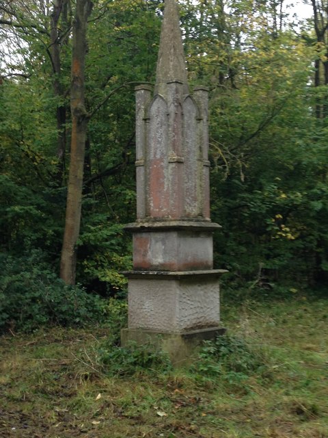 Obelisk in Chicksands Wood