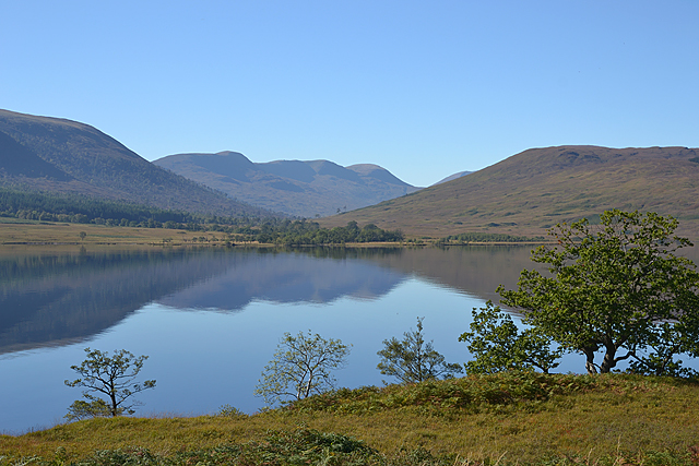 Looking Across Loch Arkaig © Nigel Brown Cc-by-sa 2.0 :: Geograph 